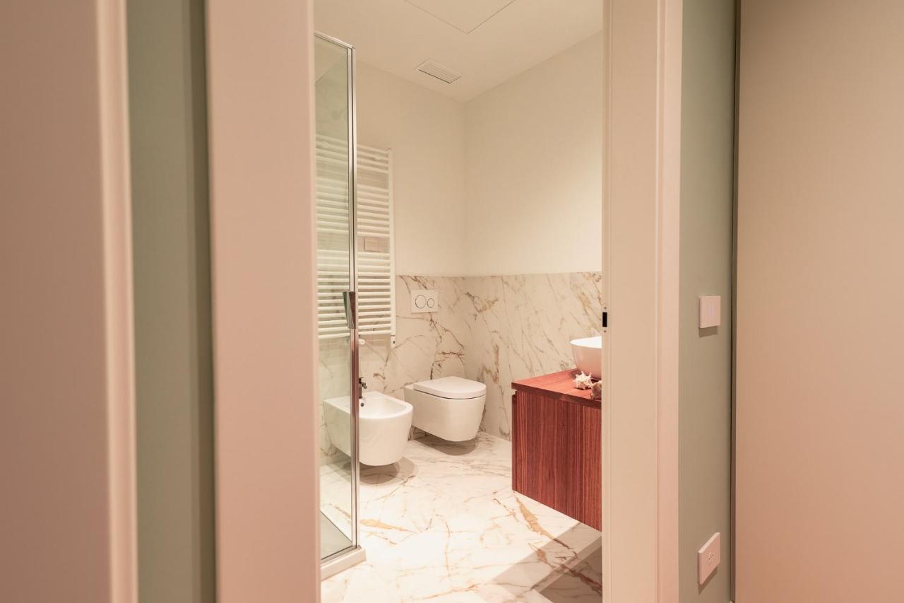 Roma Luxe, Terrace & Gym トリノ エクステリア 写真