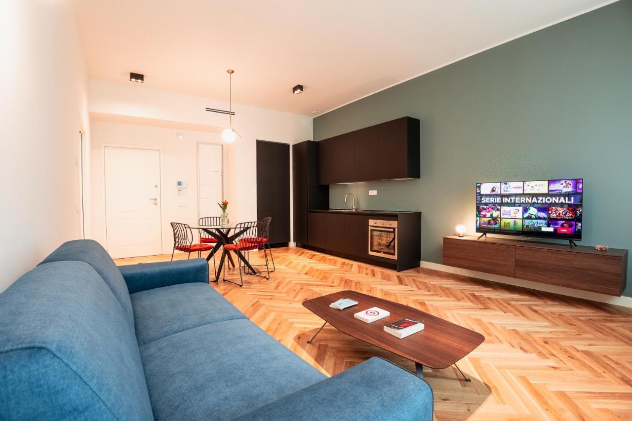 Roma Luxe, Terrace & Gym トリノ エクステリア 写真